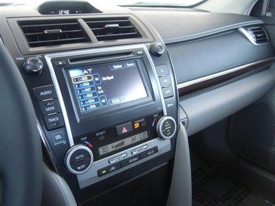 XLE V6 New 3.5L Bluetooth Radio: Display Audio w/Nav/Entune & JBL Safety Connect, image 29