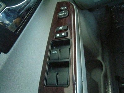 XLE V6 New 3.5L Bluetooth Radio: Display Audio w/Nav/Entune & JBL Safety Connect, image 31