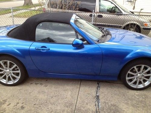 2006 mazda mx-5 miata grand touring convertible 2-door 2.0l