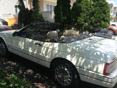 1993 cadillac allante convertible 2-door 4.6l