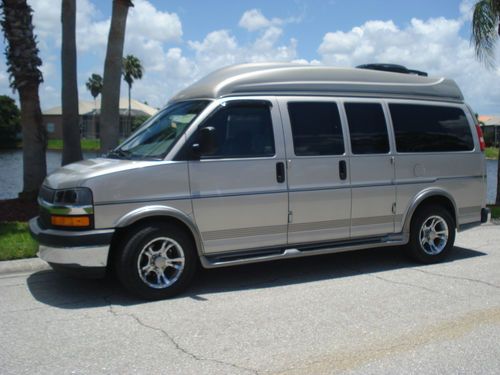 2005 chevy express g1500 rocky ridge 7 passenger high top conversion van