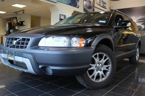 2007 volvo xc70 cross country awd with black leather and sunroof