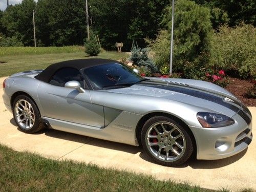 DODGE VIPER SRT CONVERTIBLE WITH RACING STRIPES, US $41,200.00, image 5