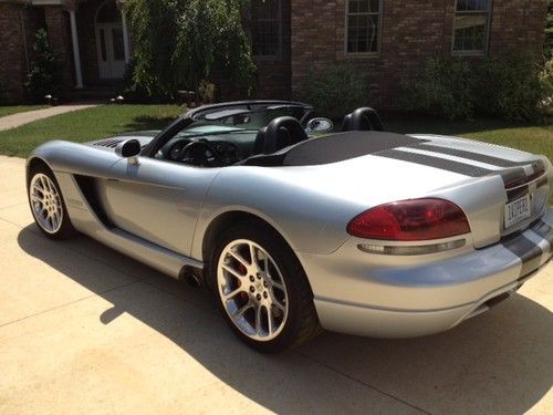 DODGE VIPER SRT CONVERTIBLE WITH RACING STRIPES, US $41,200.00, image 11