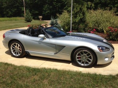 DODGE VIPER SRT CONVERTIBLE WITH RACING STRIPES, US $41,200.00, image 13