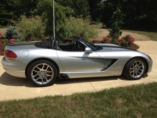 DODGE VIPER SRT CONVERTIBLE WITH RACING STRIPES, US $41,200.00, image 17