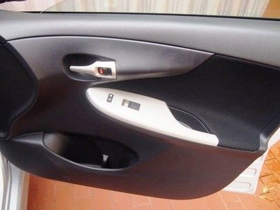 CLEAN CARFAX ONE OWNER WARRANTY DEALER INSPECTED AUTOMATIC, image 29