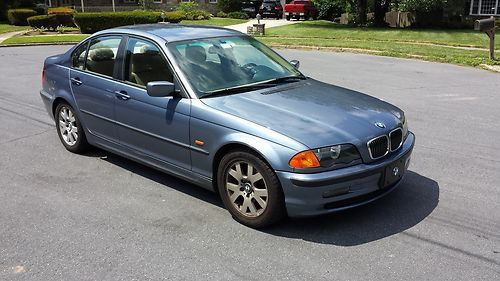 1999 bmw 323i base sedan 4-door 2.5l 5 speed manual