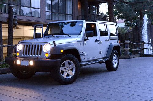 No reserve 2012 jeep wrangler unlimited sport 4door 4k miles