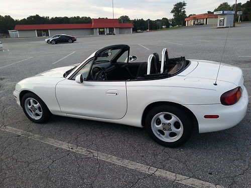 1999 mazda miata 10th anniversary convertible 2-door 1.8l