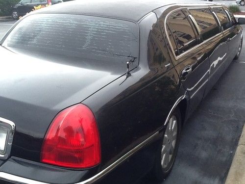 2005 Lincoln Town Car Signature Limited Sedan 5 Door 4.6L Limousine, US $8,999.00, image 2