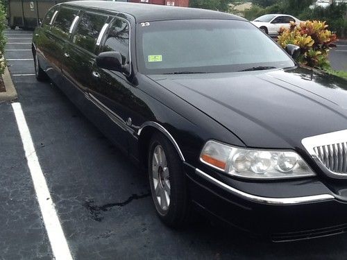 2005 Lincoln Town Car Signature Limited Sedan 5 Door 4.6L Limousine, US $8,999.00, image 3