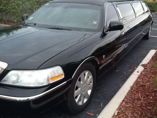 2005 Lincoln Town Car Signature Limited Sedan 5 Door 4.6L Limousine, US $8,999.00, image 4