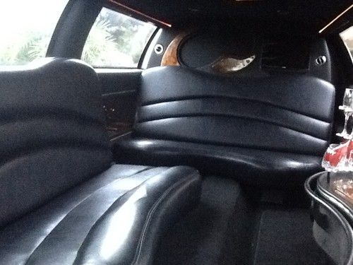 2005 Lincoln Town Car Signature Limited Sedan 5 Door 4.6L Limousine, US $8,999.00, image 7