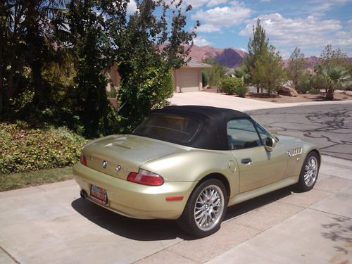 2001 bmw z3 roadster convertible 2-door 3.0l