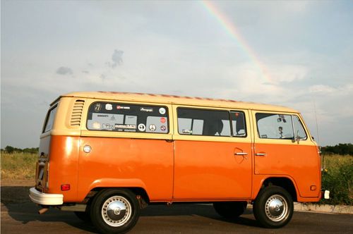 1978 volkswagen bus - fuel injected, original paint, great driving condition