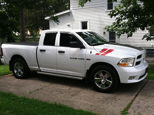 2012 ram 1500 express, quad cab 2 wheel drive