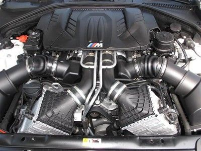 White with Red Leather Very Eye Catching! Loaded up with options FL Dealer SAVE!, US $86,991.00, image 12