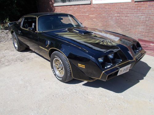 1979 pontiac trans am smokey and the bandit car runs drives great &amp; looks great