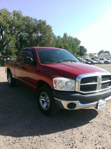 2007 dodge ram 1500 st crew cab pickup 4-door 3.7l