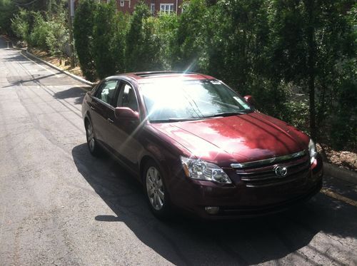 2006 Toyota Avalon XL Sedan 4-Door 3.5L, image 3
