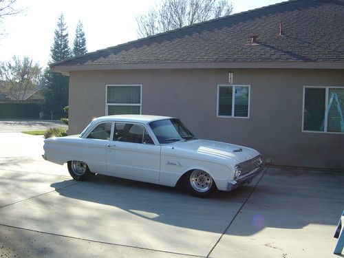 1962 ford falcon 2 door