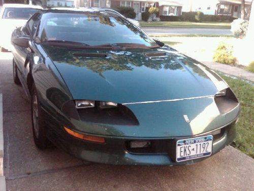 1994 Chevrolet Camaro Base Coupe 2-Door 3.4L, image 3