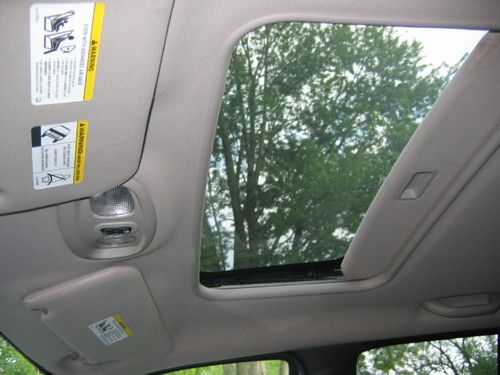 2004 Jeep Liberty Renegade Sport Utility 4-Door 3.7L, image 13