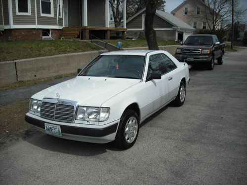 1989 Mercedes-Benz 300CE Base Coupe 2-Door 3.0L, image 10