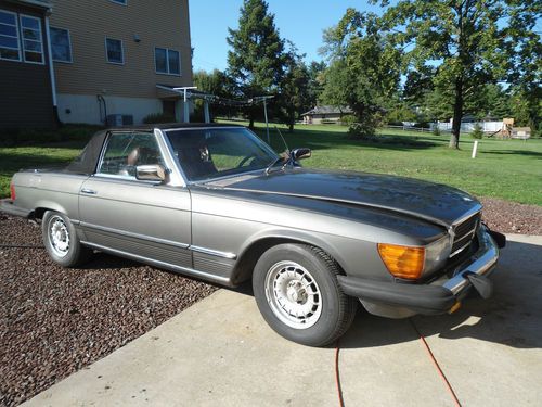 1984 mercedes benz  500sl