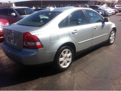 Fresh Trade In, Runs and Drives Great 2 Owners Super Clean, image 3