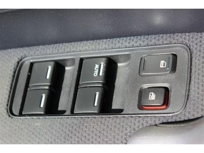 EX SUV 2.4L CD 4X4 MOON ROOF, image 17