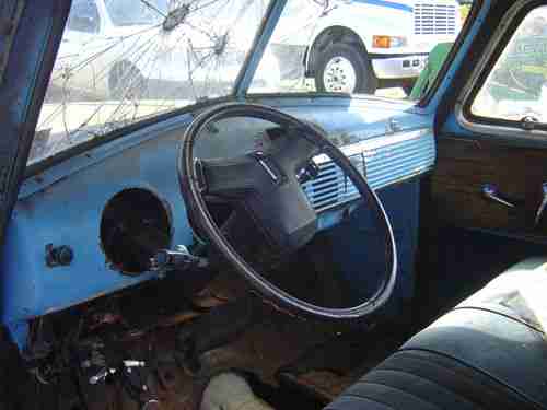 1953 Chevrolet Pick-up, image 2