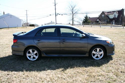 2013 toyota corolla s sedan 4-door 1.8l
