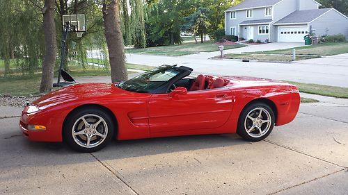 2001 chevrolet corvette convertible with installed supercharger- low miles/mint