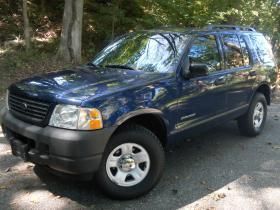 2004 ford explorer sport trac xls sport 4-door 4.0l extra clean, drives great