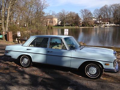 Mercedes benz 280 se low miles rare colors showroom clean garaged new paint 4.5
