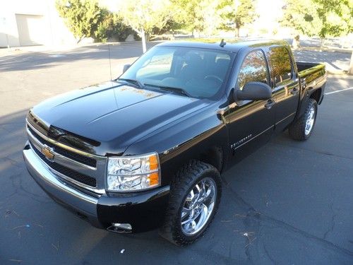 2007 chevy silverado 1500 z71 toyo swamper's 22" custom rims clean low miles 2wd