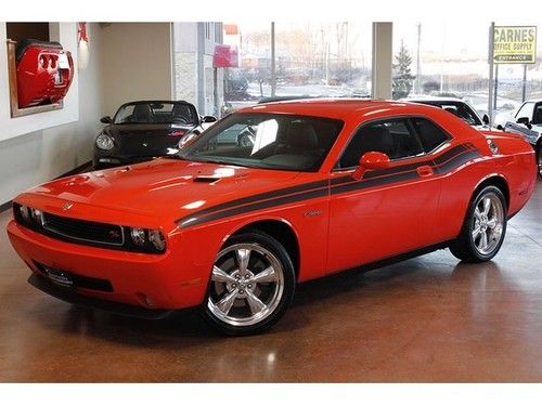 2010 dodge challenger r/t classic 6 speed manual 2-door coupe