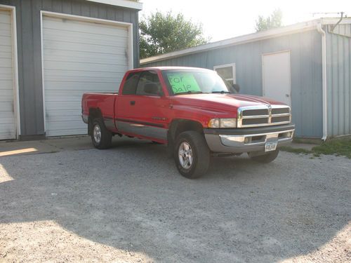 1999 dodge ram 1500 st extended cab pickup 2-door 5.9l