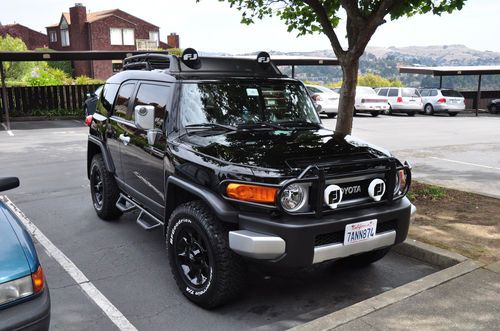 2011 fj cruiser - black 4x4 cowboy edition with low miles + factory warranty