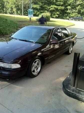 1995Chevrolet Impala SS Dark Cherry Burgundy 4 Door, image 4