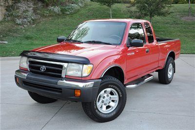 Prerunner v6 rwd runs &amp; drives great auto 3.4l clean &amp; dependable 615..438..5347