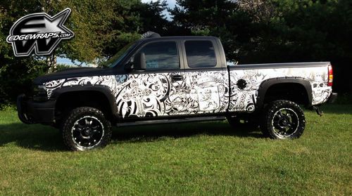 2001 chevy silverado lifted z71 4x4 offroad 5.3 vortec 20 inch rims custom wrap