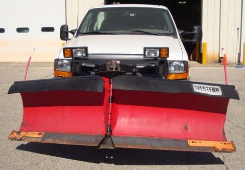 Ford F-250 cab abd chassis with Western snow plow, image 10