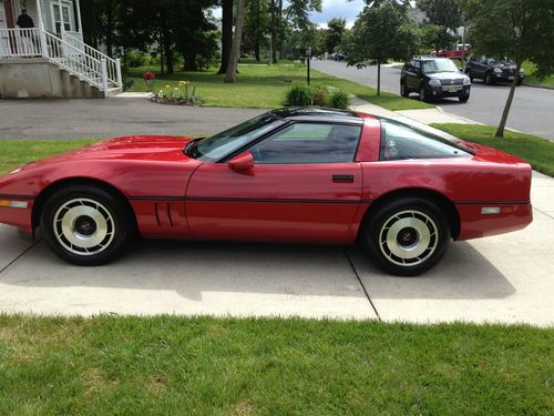 1984 chevrolet corvette - like new condition! only 2,903 miles!!