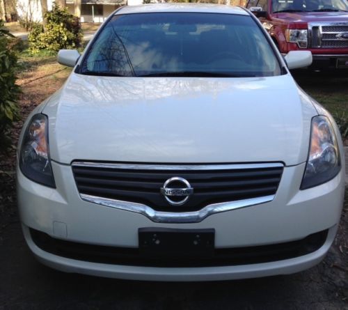 2008 Nissan Altima - 2.5 S - White - Great on Gas - No Reserve!, image 3