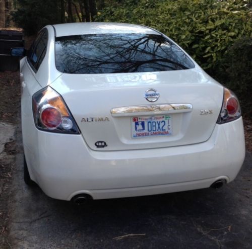 2008 Nissan Altima - 2.5 S - White - Great on Gas - No Reserve!, image 4