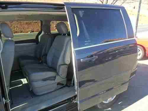 2009 Volkswagen Routan SEL Mini Passenger Van 4-Door 4.0L, image 2
