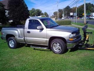 2000 chevrolet silverado 1500 ls 4x4  with meyers snow plow truck